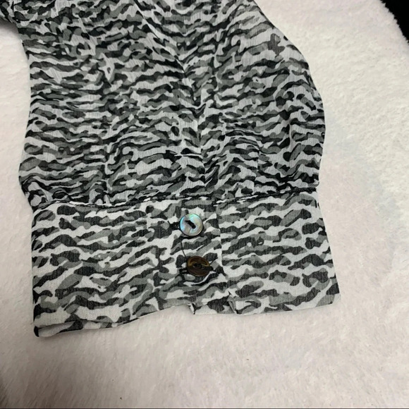 41 Hawthorne black/gray semi sheer blouse M - Picture 9 of 10